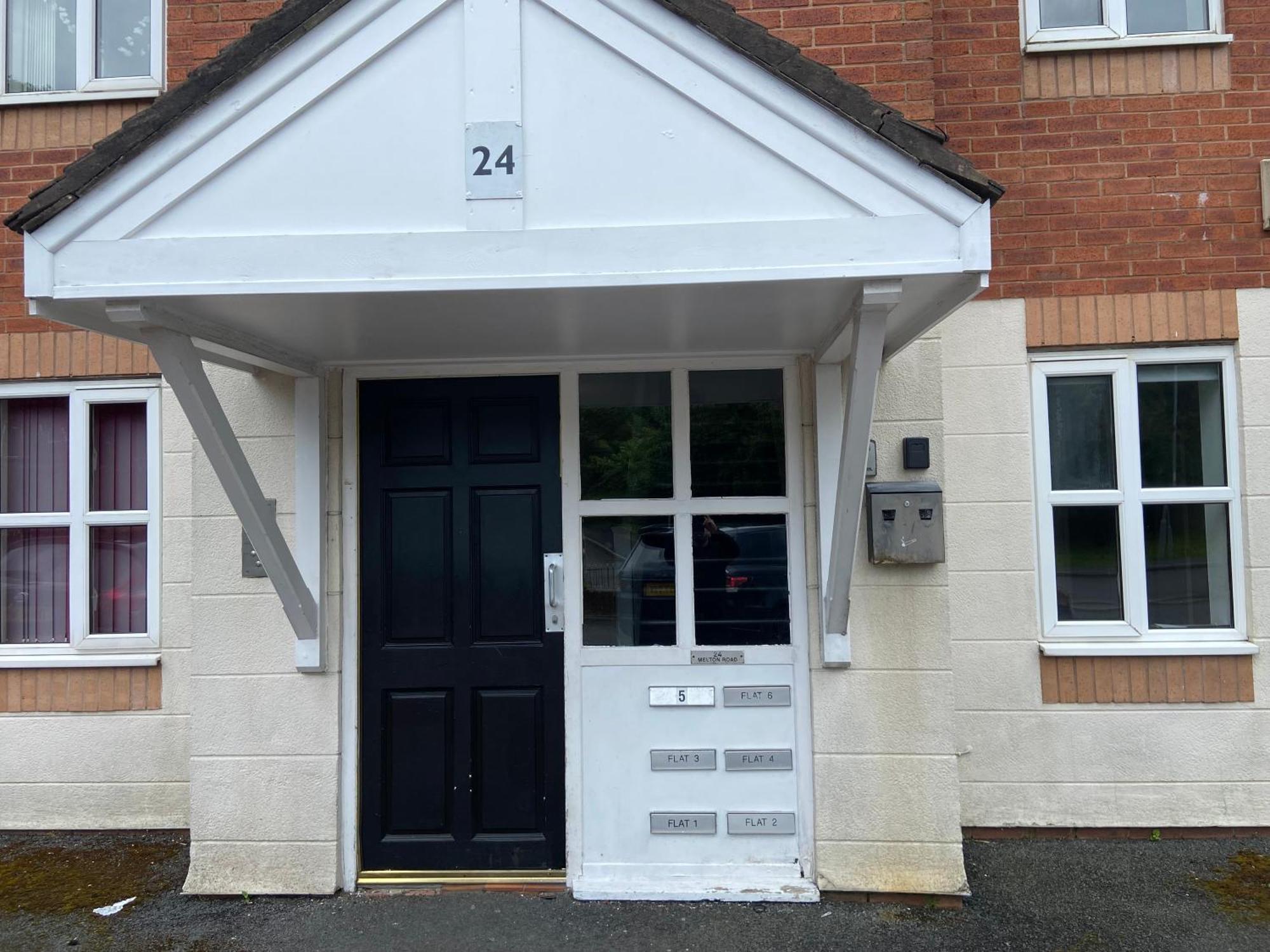 Lovely 2 Dbl Bed Apartment Near Heaton Park And North Manchester Hospital With Parking Eksteriør billede
